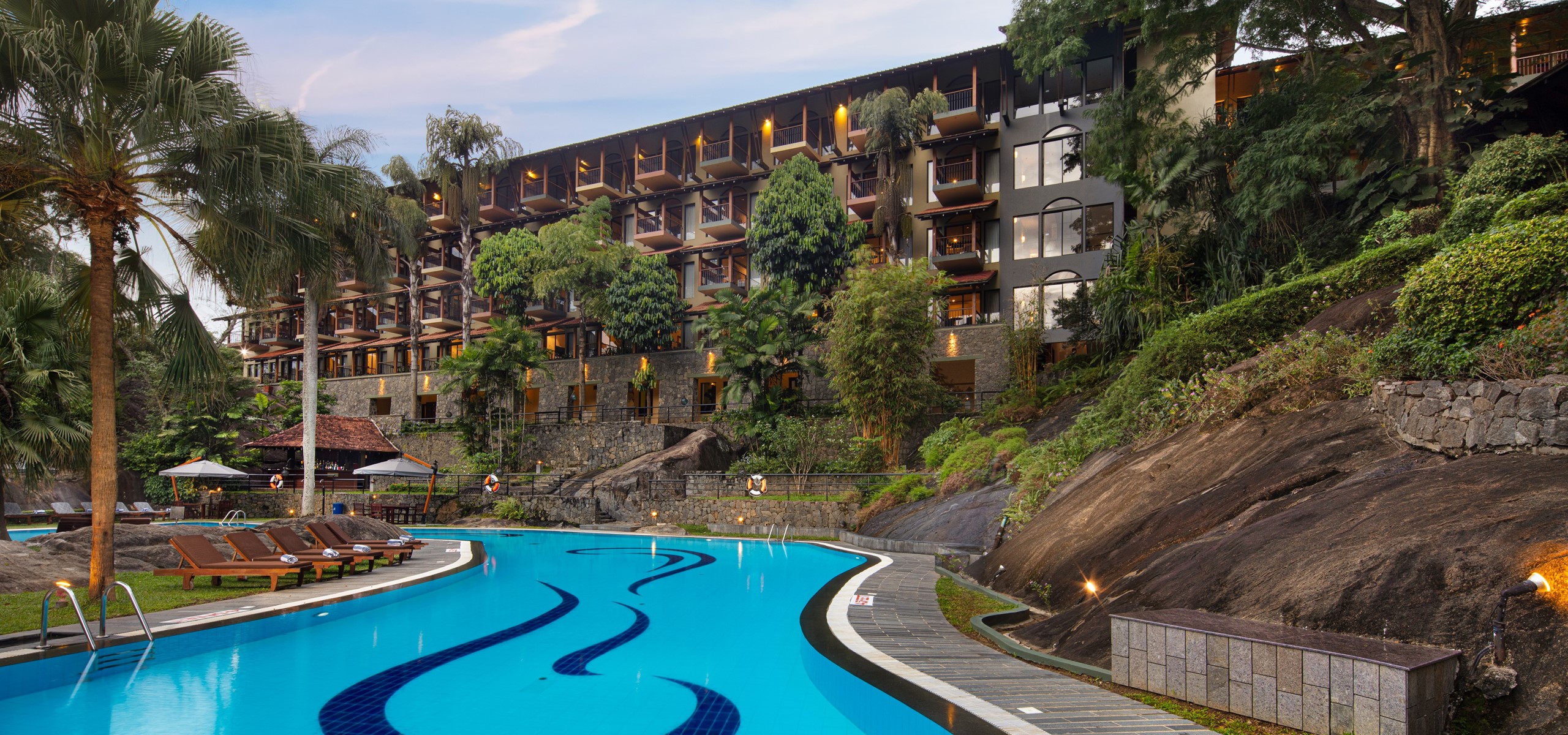 THE CEYLON HILL ESCAPE