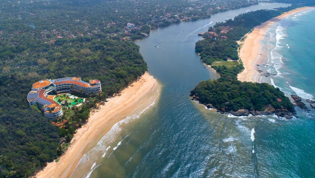 CEYLON COASTAL BLISS